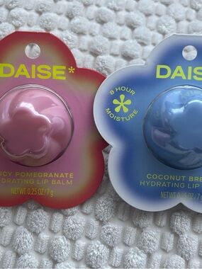 DAISE Hydrating Lip Balm - Pink (Juicy Pomegranate) & Blue (Coconut Breeze)